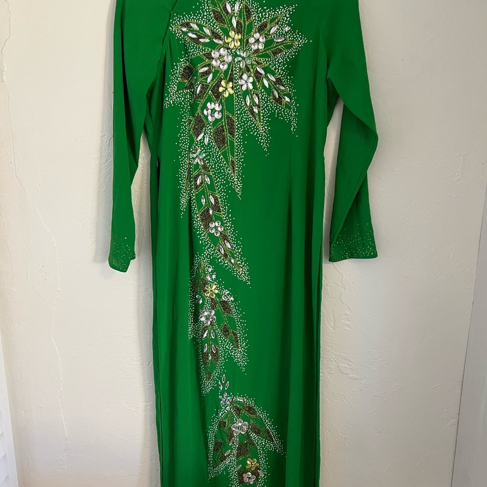 Elegant Green Floral Dress